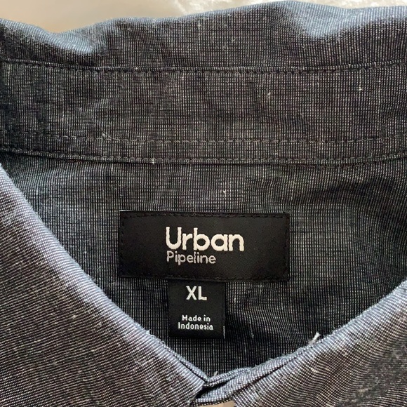 Boys Button-front Collared Top - Picture 4 of 6